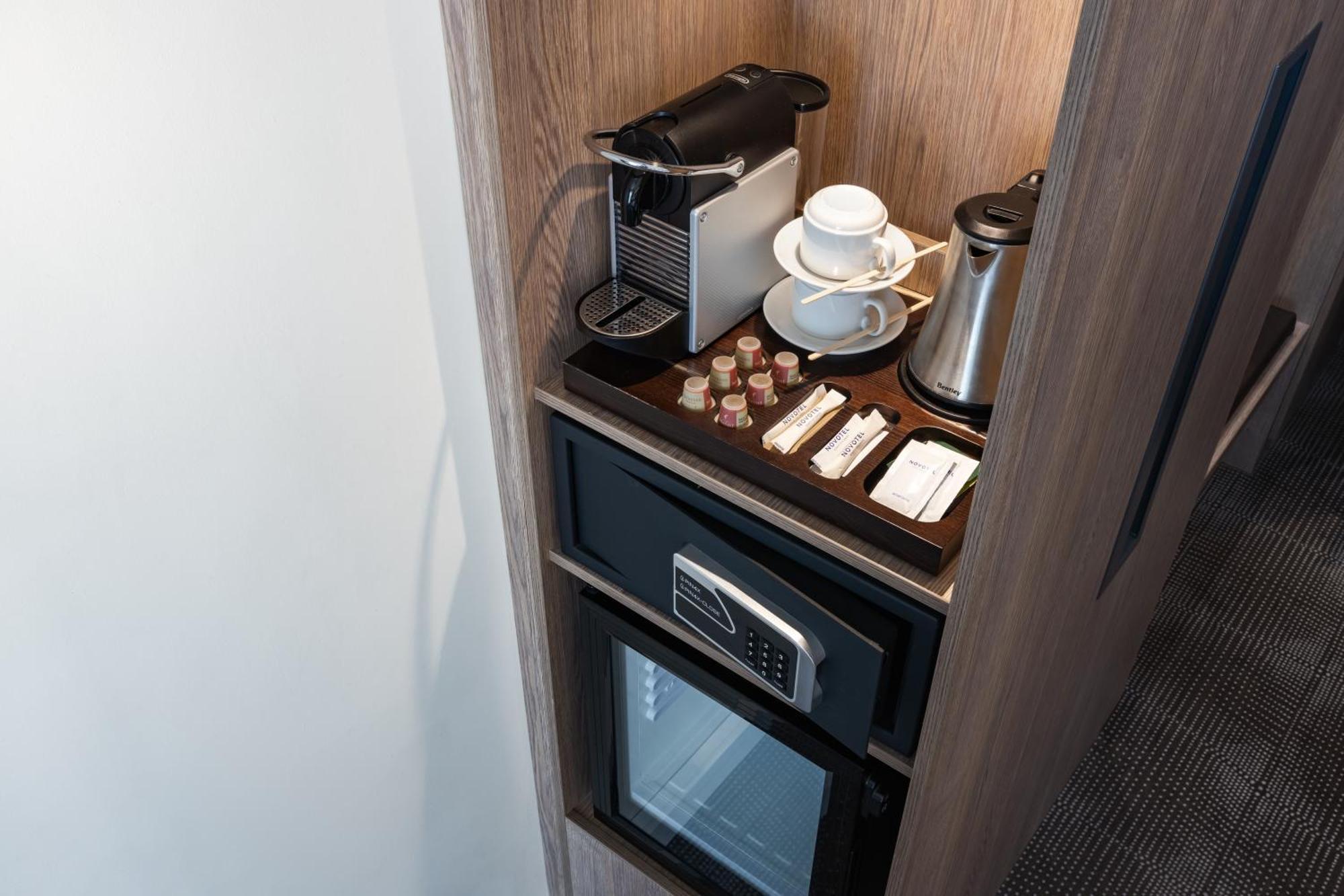 Novotel Almaty City Center Zewnętrze zdjęcie